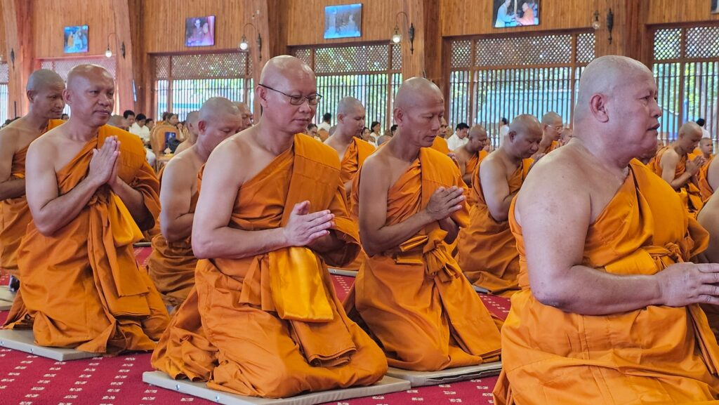 สถาบันวิจัยพืชสวน กรมวิชาการเกษตร ร่วมพิธีอุปสมบท 73 รูป เพื่อถวายเป็นพระราชกุศลแด่พระบาทสมเด็จพระเจ้าอยู่หัว เนื่องในโอกาสพระราชพิธีมหามงคล เฉลิมพระชนมพรรษา 6 รอบ 28 กรกฎาคม 2567